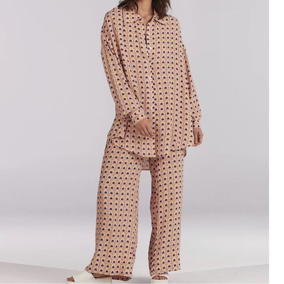Charlie Holiday Maple Geometric Print Button Front Long Sleeve Oversized Shirt - Picture 4 of 15